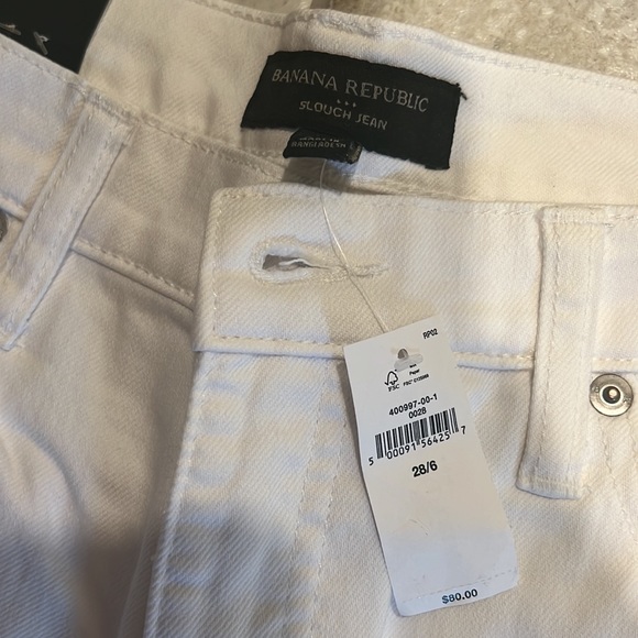 Banana Republic NWT White “slouch” Jean size 6 - Picture 2 of 3